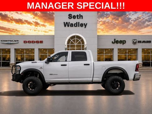 New 2025 RAM 2500 Tradesman AWD/4WD image 4