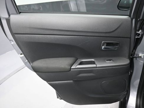 Used 2023 Mitsubishi Outlander Sport ES image 25