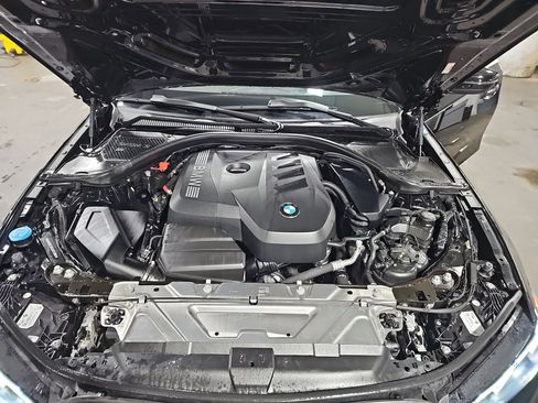 Certified 2025 BMW 330i Sedan w/ Premium Package image 31