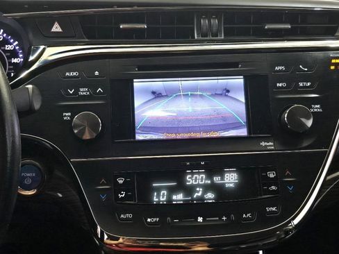 Used 2013 Toyota Avalon XLE Touring FWD image 25