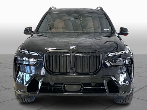New 2026 BMW X7 xDrive40i w/ Executive Package image 3