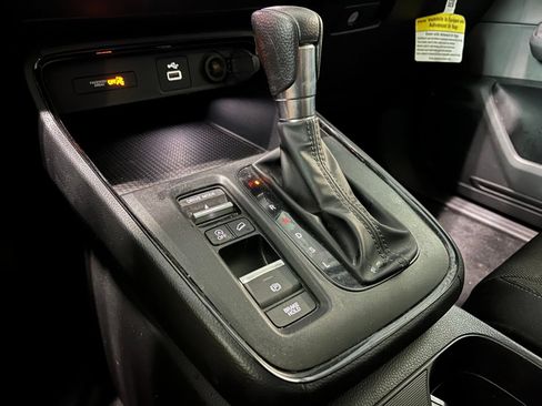 Used 2025 Honda CR-V LX image 24