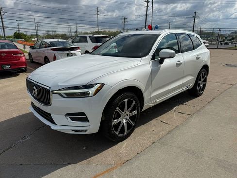 Used 2021 Volvo XC60 T5 Inscription w/ Climate Package AWD/4WD image 6