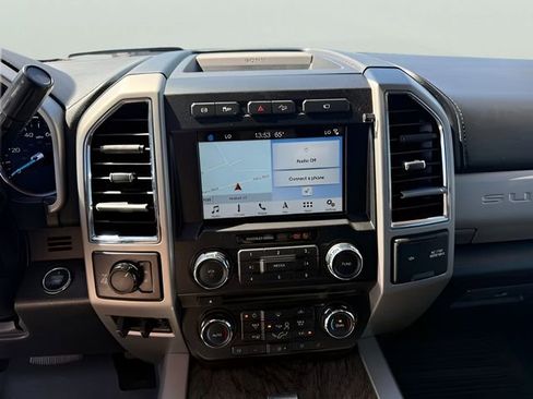 Used 2018 Ford F350 Lariat w/ Lariat Ultimate Package AWD/4WD image 17