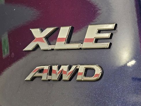 Used 2023 Toyota RAV4 XLE w/ Convenience Package image 3