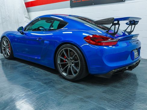 Used 2016 Porsche Cayman GT4 RWD image 18