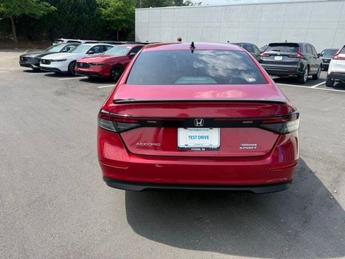 Used 2023 Honda Accord Sport image 8