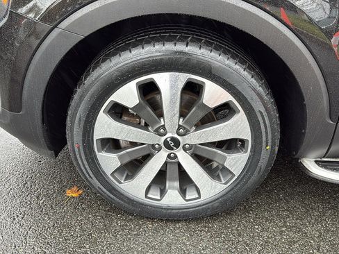 Used 2022 Kia Telluride EX w/ EX Premium Package image 10