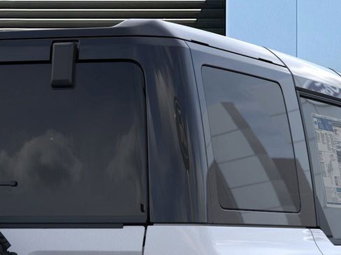 New 2025 Ford Bronco Badlands image 25