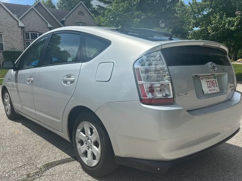 Used 2007 Toyota Prius FWD image 4