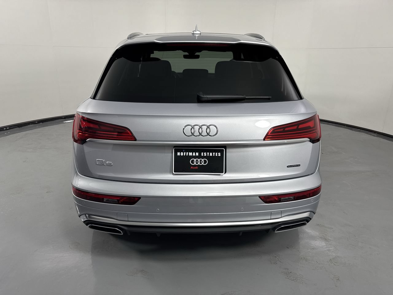 Used 2023 Audi Q5 2.0T Premium w/ Convenience Package AWD/4WD image 6