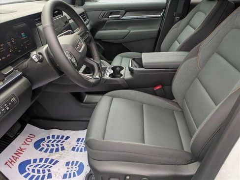 New 2026 GMC Terrain AT4 w/ Convenience Package III image 4