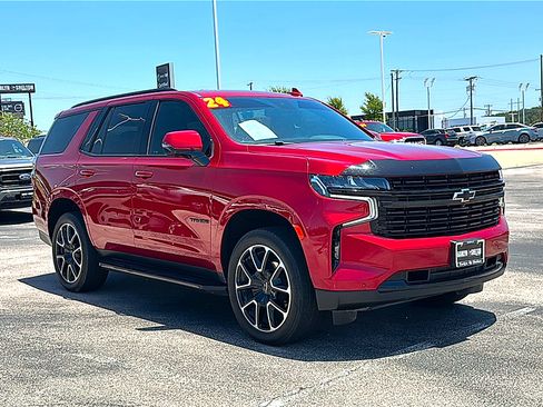Used 2024 Chevrolet Tahoe RST w/ Luxury Package AWD/4WD image 10