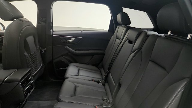 Used 2026 Audi Q7 3.0T Premium Plus w/ Premium Plus Package AWD/4WD image 46