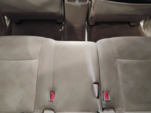 Used 2015 Nissan Rogue S FWD image 8