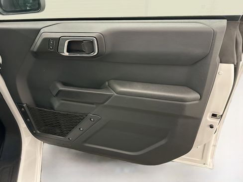 Used 2025 Ford Bronco Big Bend image 32
