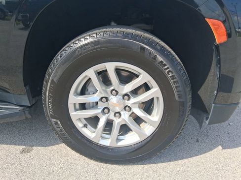 Used 2024 Chevrolet Tahoe LT AWD/4WD image 34