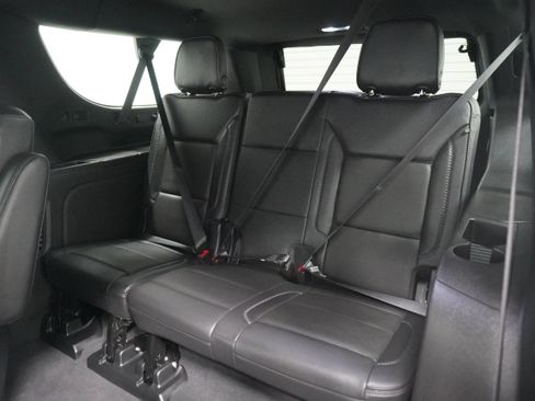 Used 2023 GMC Yukon XL Denali AWD/4WD image 13