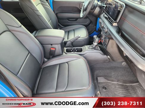 Used 2026 Jeep Wrangler Unlimited Rubicon AWD/4WD image 24