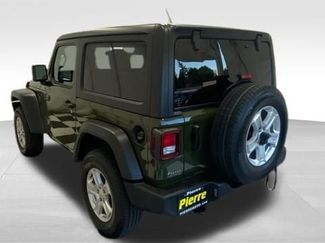 Used 2022 Jeep Wrangler Sport S video 2