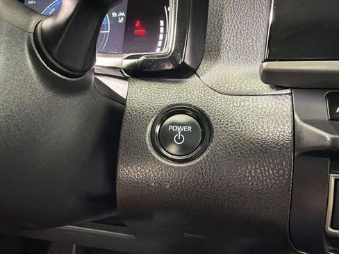 Used 2025 Toyota Camry LE image 25