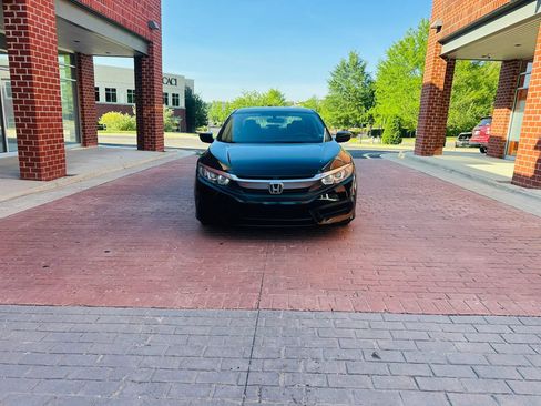 Used 2017 Honda Civic LX image 2
