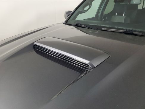 Used 2021 Toyota Tacoma TRD Sport w/ Technology Package image 11