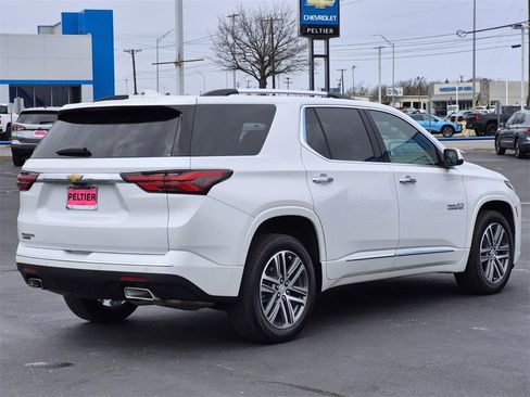 Used 2023 Chevrolet Traverse High Country image 6