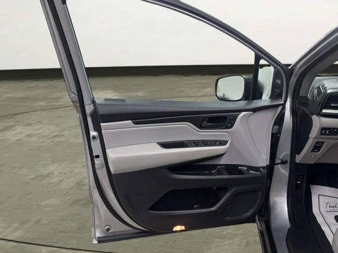 Used 2019 Honda Odyssey EX-L image 13