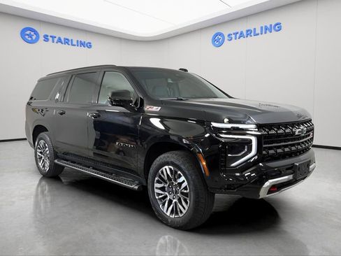 Certified 2025 Chevrolet Suburban Z71 AWD/4WD image 13