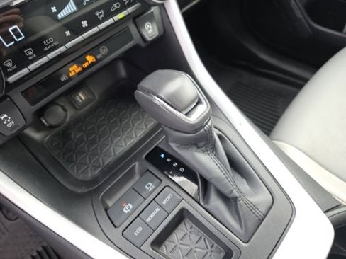 Certified 2023 Toyota RAV4 XLE Premium image 22