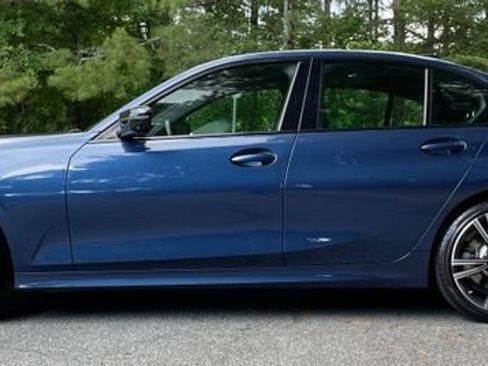 Used 2021 BMW 330i Sedan w/ Premium Package RWD image 4