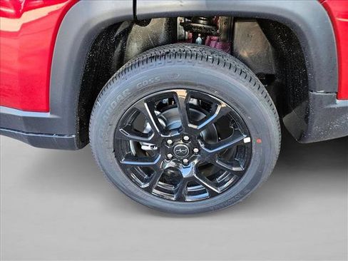 New 2026 Jeep Compass Latitude image 11