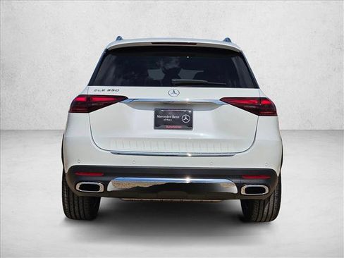 Used 2025 Mercedes-Benz GLE 350 4MATIC image 9