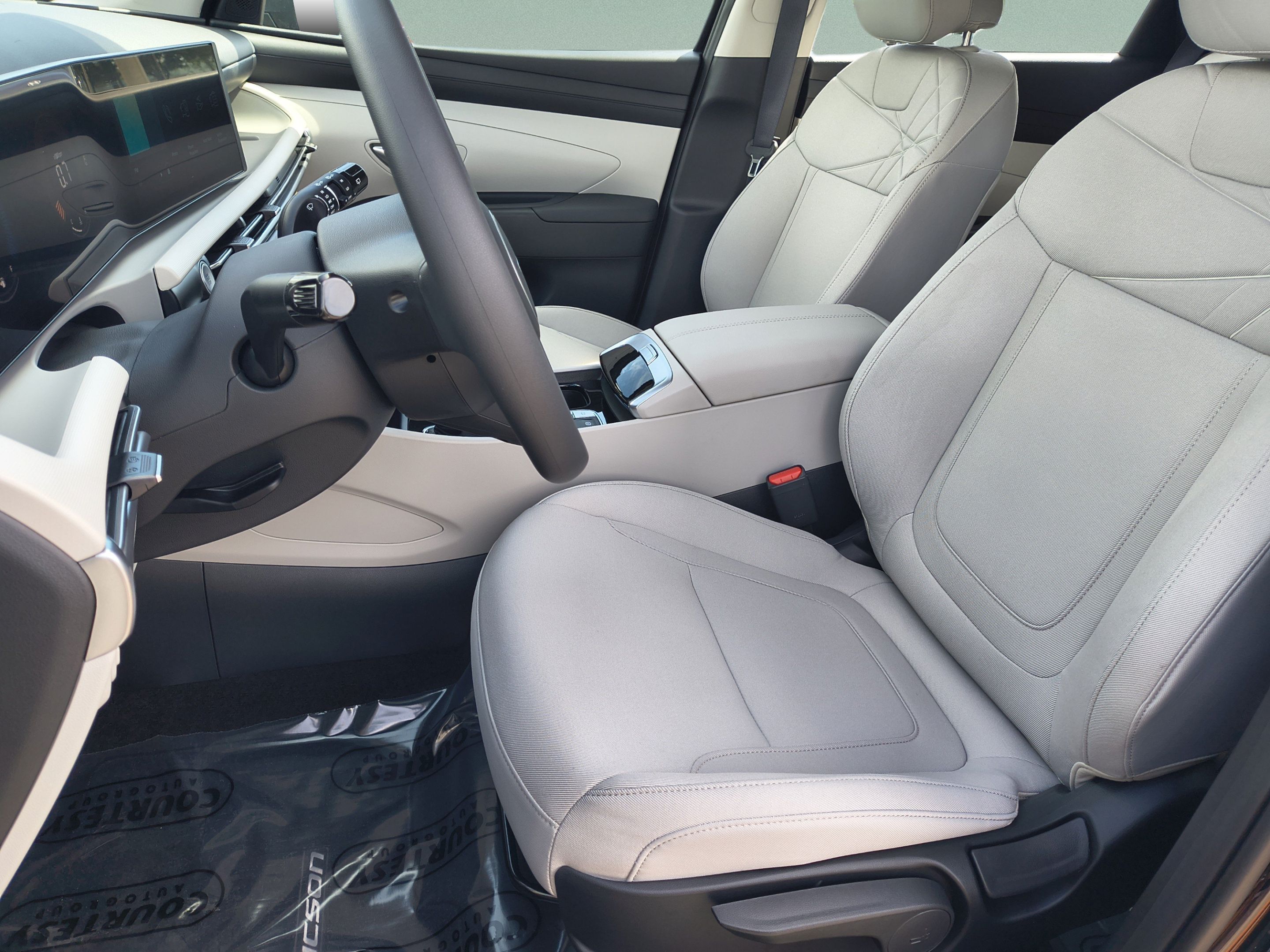 New 2026 Hyundai Tucson SE FWD image 18