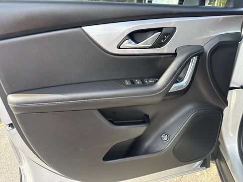 Certified 2022 Chevrolet Blazer LT FWD image 12