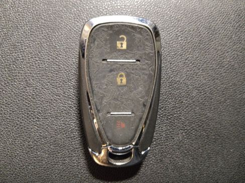 Used 2023 Chevrolet Equinox LS w/ LS Convenience Package FWD image 32