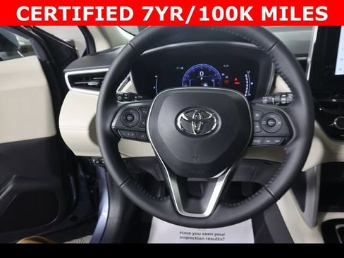 Used 2024 Toyota Corolla Cross XLE w/ Convenience Package image 19