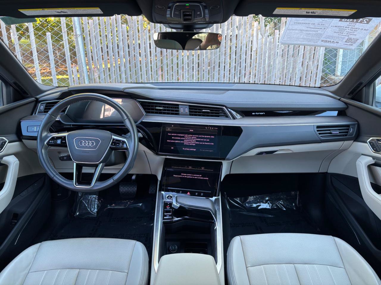 Used 2024 Audi Q8 e-tron Premium Plus AWD/4WD image 7