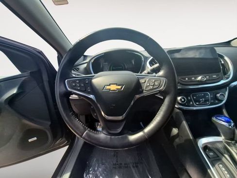 Used 2017 Chevrolet Volt Premier w/ Driver Confidence II Package FWD image 12