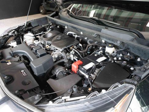 Used 2023 Toyota RAV4 XLE Premium AWD/4WD image 34