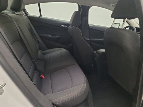Used 2017 Chevrolet Cruze LS FWD image 19