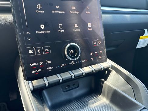 New 2027 GMC Terrain Elevation w/ Elevation Premium Package FWD image 15
