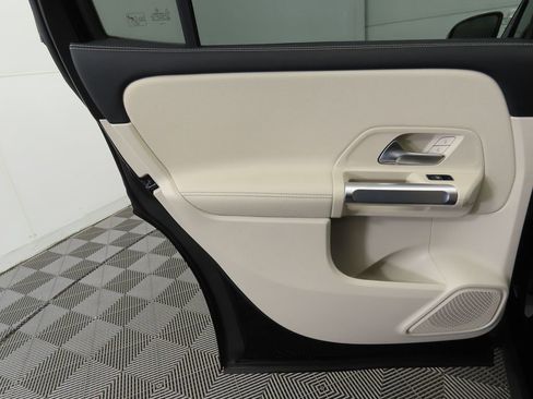 Certified 2023 Mercedes-Benz GLB 250 image 26