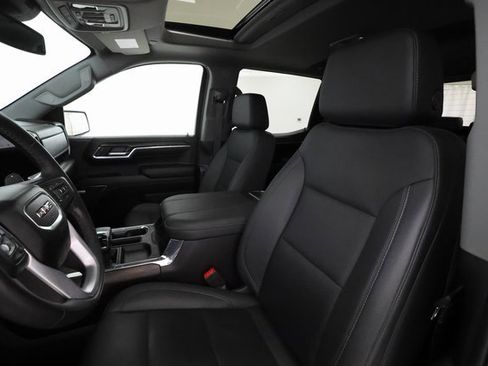 Used 2024 GMC Sierra 1500 SLT w/ SLT Premium Plus Package image 10