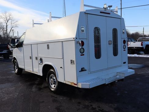 Used 2014 GMC Savana 3500 Work Van image 3