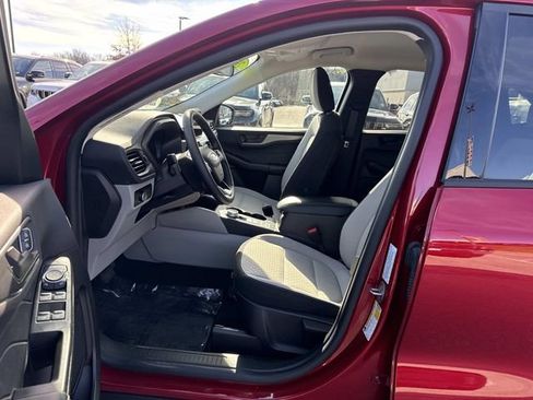 Used 2025 Ford Escape Active w/ Cold Weather Package image 17