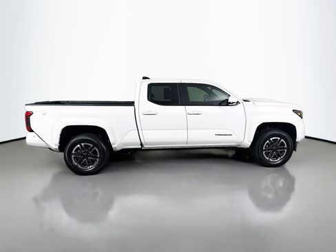 New 2025 Toyota Tacoma TRD Sport image 4