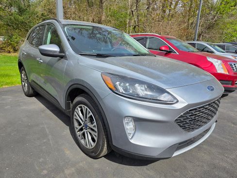 Used 2022 Ford Escape SEL image 4