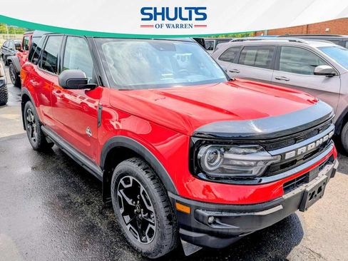 Used 2023 Ford Bronco Sport Outer Banks w/ Tech Package AWD/4WD image 1